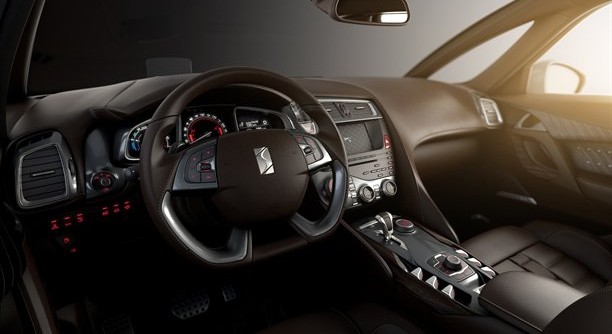 Interno ds5 Hybrid