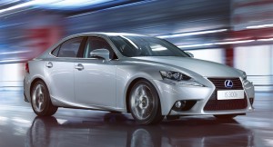 Noleggio lungo termine lexus Hybrid