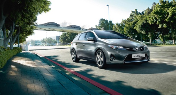 offerta noleggio auto a lungo termine Toyota Auris Touring Sports 3