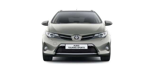 offerta noleggio auto a lungo termine Toyota Auris Touring Sports 4