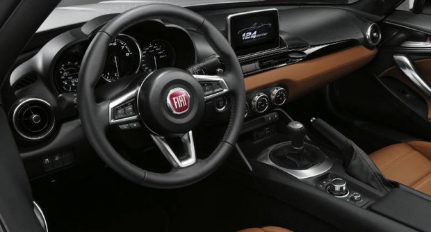Fiat 124 Spider Interni